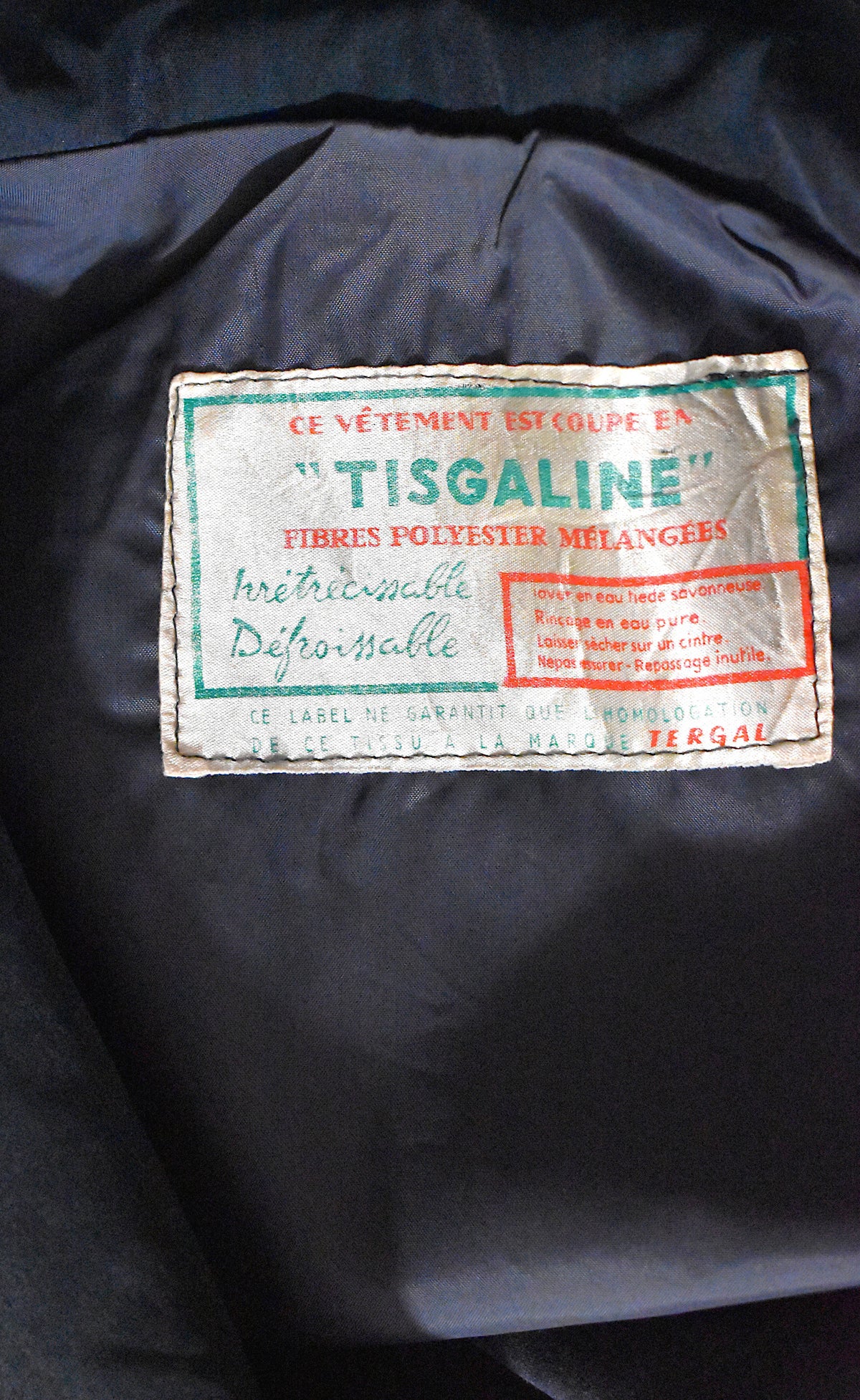 Gabardine gris anthracite mi-longue boutons cuivrés