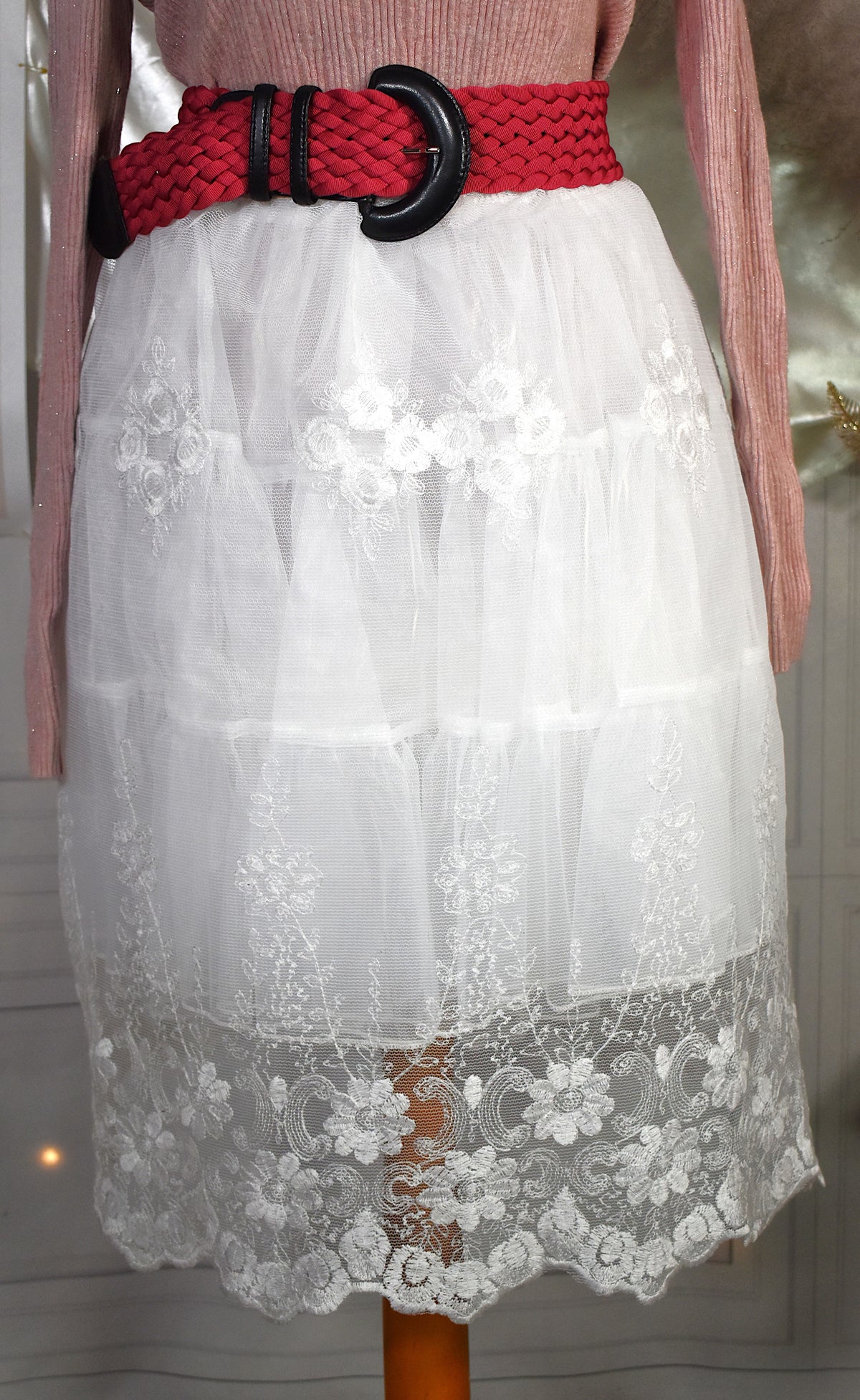 Surjupe tulle blanc transparent dentelle festonnée