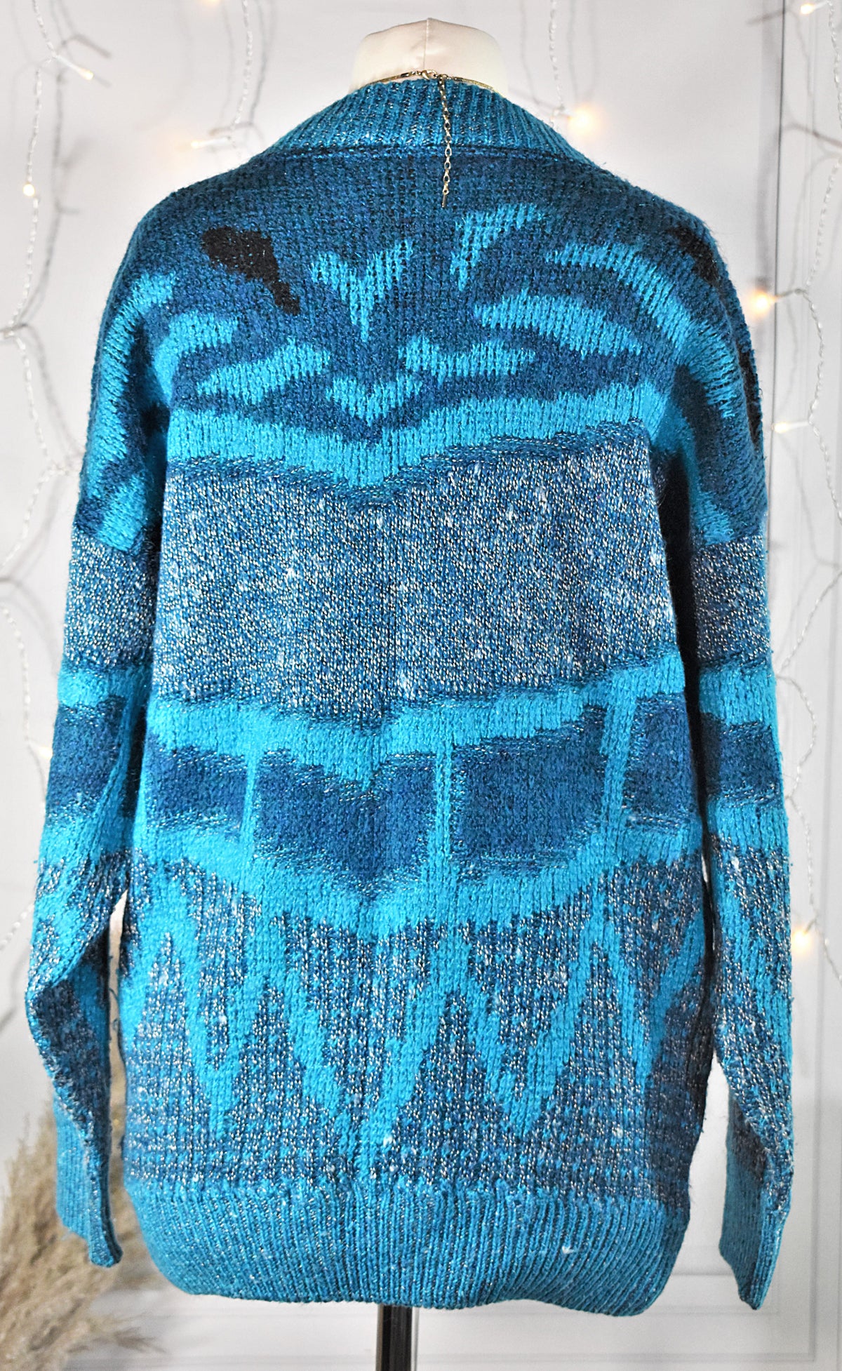 Pull-over en laine mélangée bleu à motifs